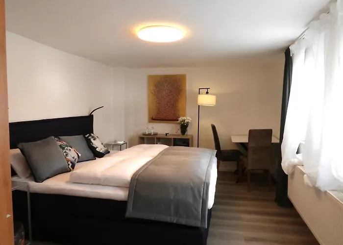 Julia's Mosel Nicolas *